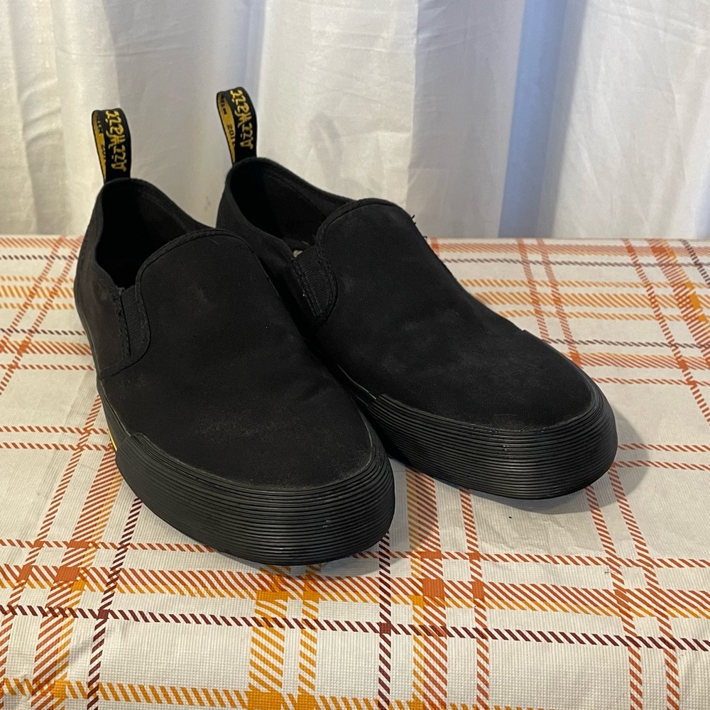 Dr Marten Toomey slip on sneaker